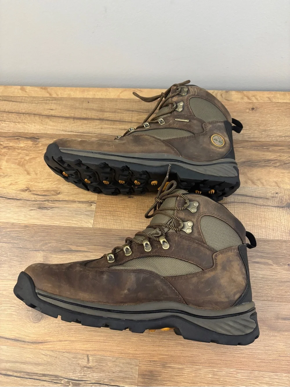 Timberland Chocorua Waterproof Mid Hiker Boots Brown Men’s